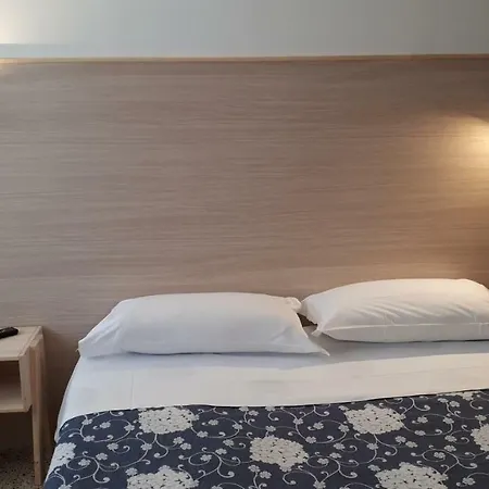 Dina 2* Lido di Jesolo