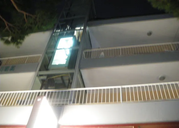 迪娜别墅酒店 酒店 利多迪迪耶索洛