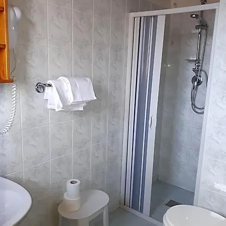 Dina Hotel
