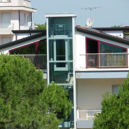 Dina Hotel