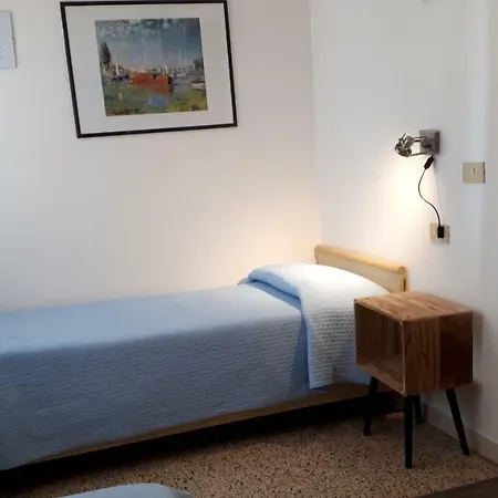 Hotel Dina