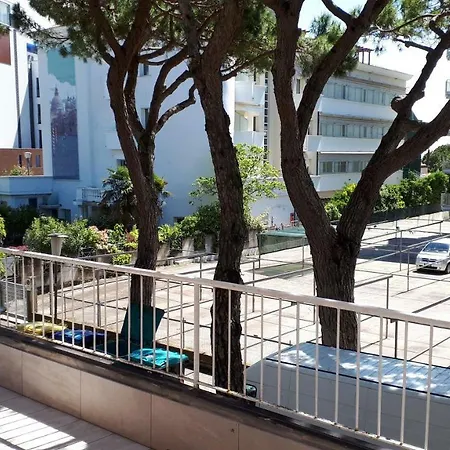 Dina Hotel