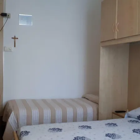 Dina Hotel