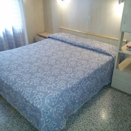 Hotel Dina