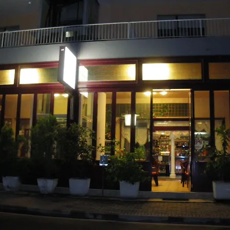 Dina 2* Lido di Jesolo